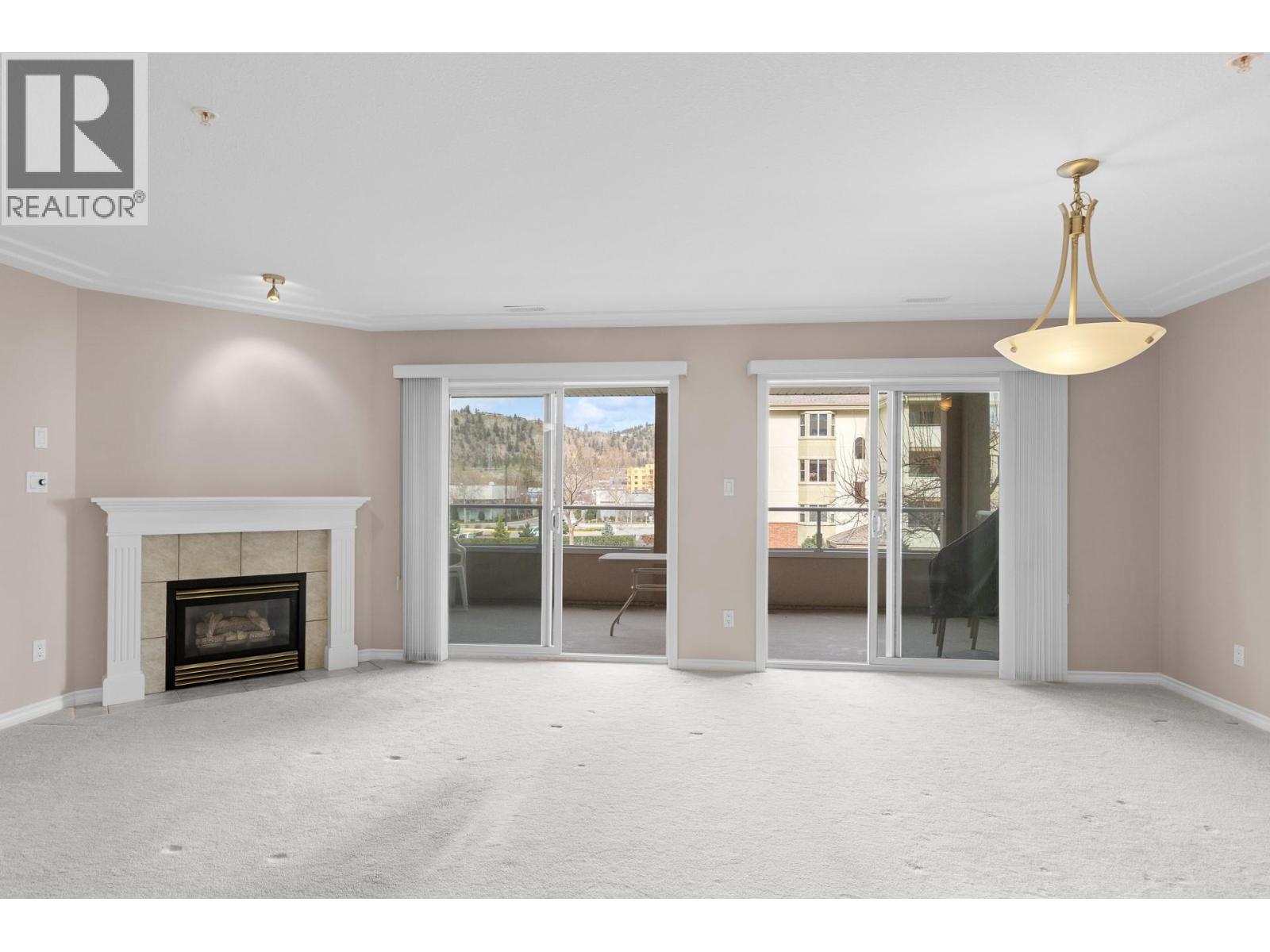 1966 Durnin Road Unit# 303, Kelowna, British Columbia  V1X 7Z2 - Photo 4 - 10380542