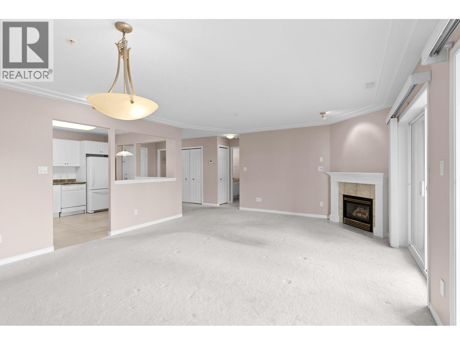 1966 Durnin Road Unit# 303, Kelowna, British Columbia  V1X 7Z2 - Photo 5 - 10380542