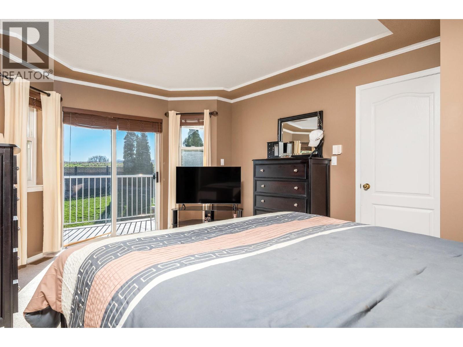 6845 Cameo Drive N, Vernon, British Columbia  V1H 1N9 - Photo 25 - 10380547