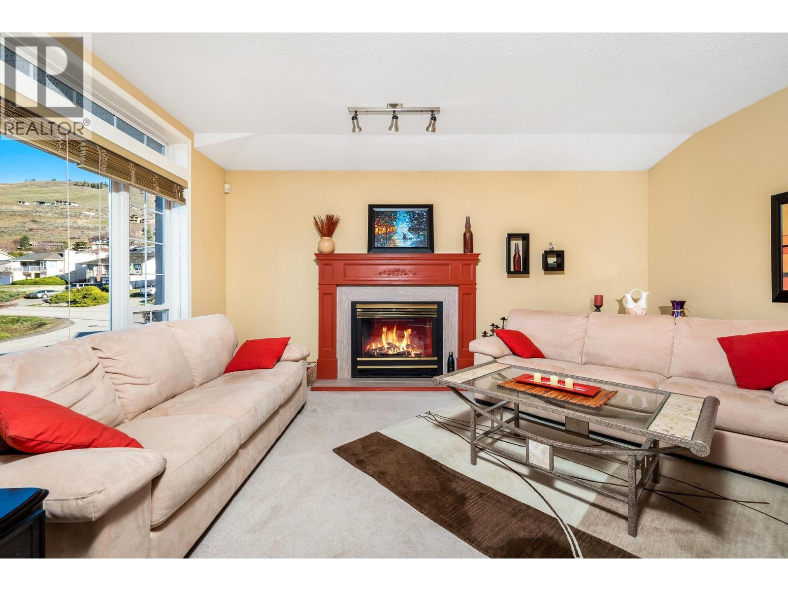 6845 Cameo Drive N, Vernon, British Columbia  V1H 1N9 - Photo 5 - 10380547