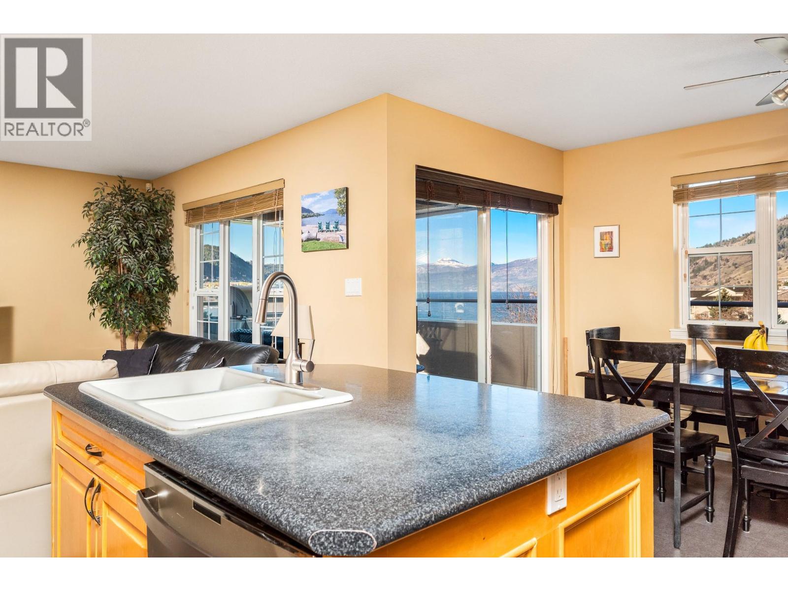 6845 Cameo Drive N, Vernon, British Columbia  V1H 1N9 - Photo 9 - 10380547