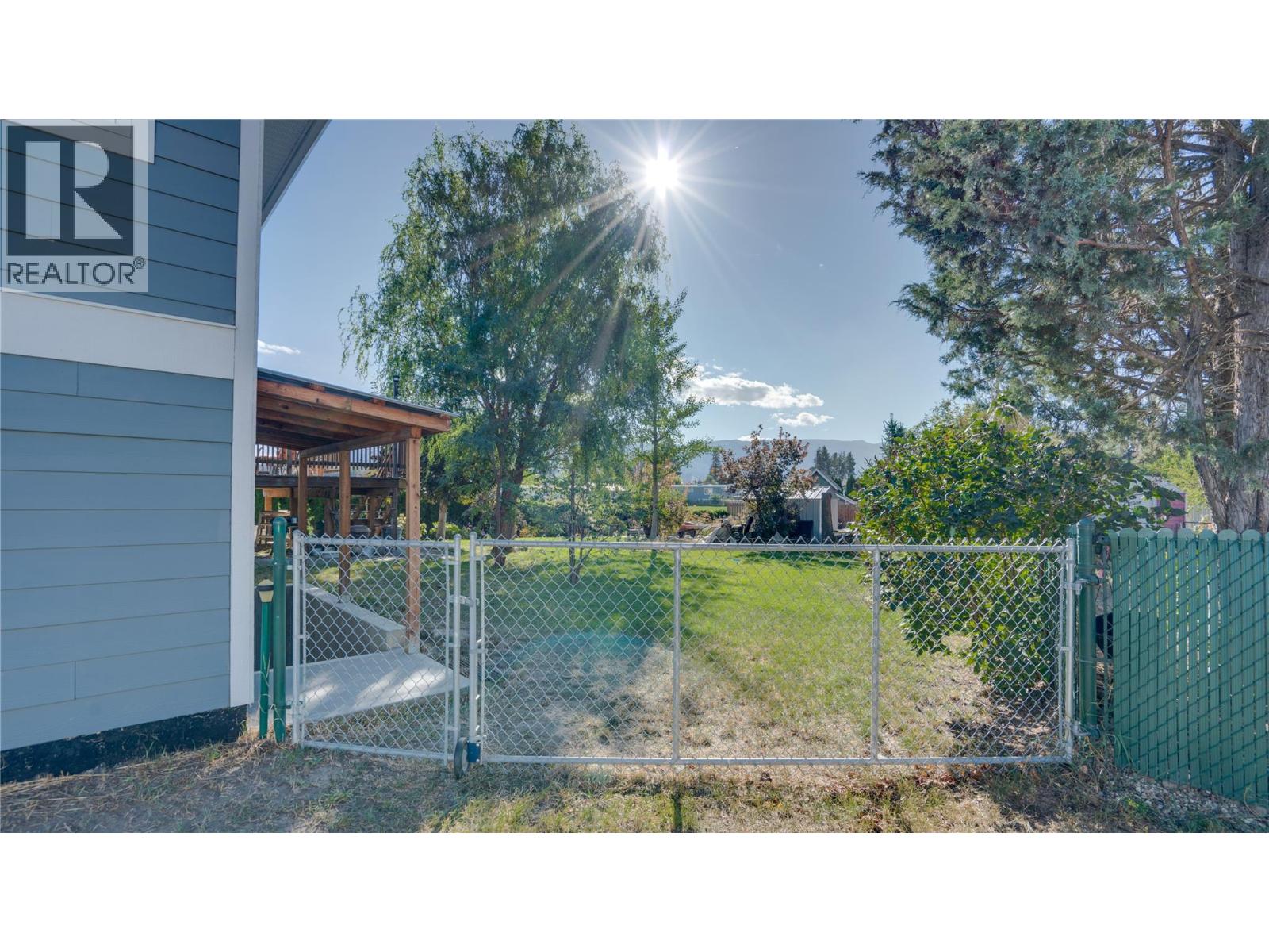 700 Bass Avenue, Enderby, British Columbia  V4Y 4B4 - Photo 45 - 10380504