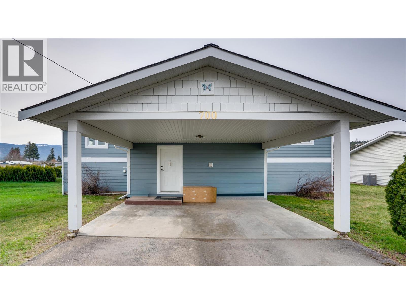 700 Bass Avenue, Enderby, British Columbia  V4Y 4B4 - Photo 55 - 10380504