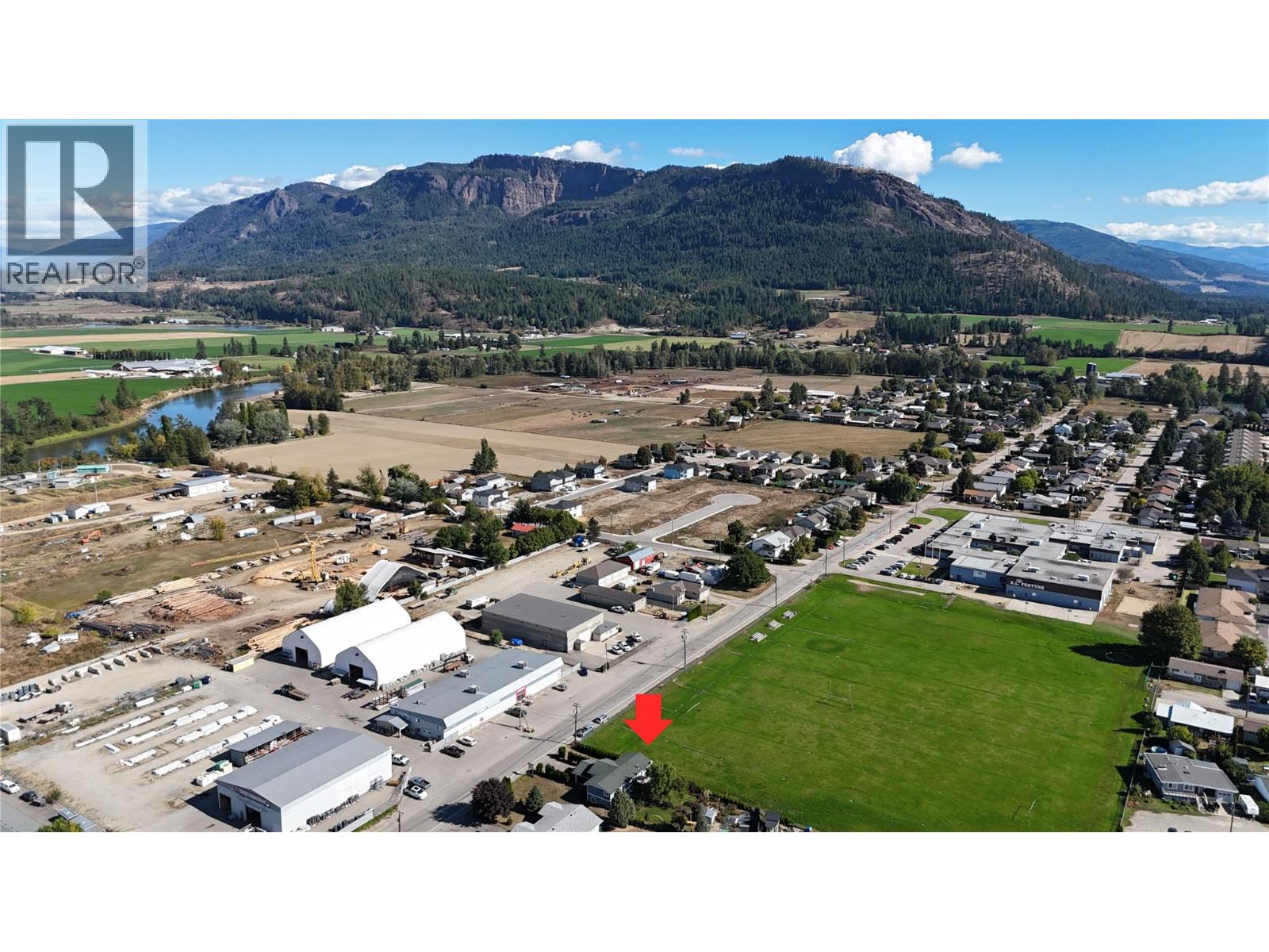 700 Bass Avenue, Enderby, British Columbia  V4Y 4B4 - Photo 59 - 10380504
