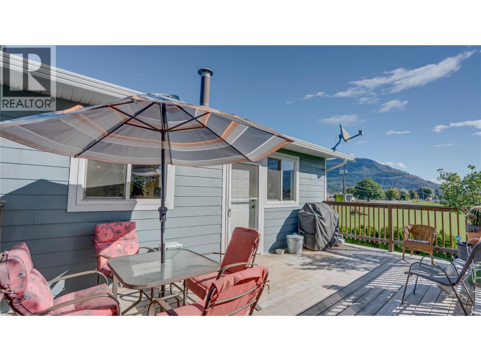 700 Bass Avenue, Enderby, British Columbia  V4Y 4B4 - Photo 6 - 10380504