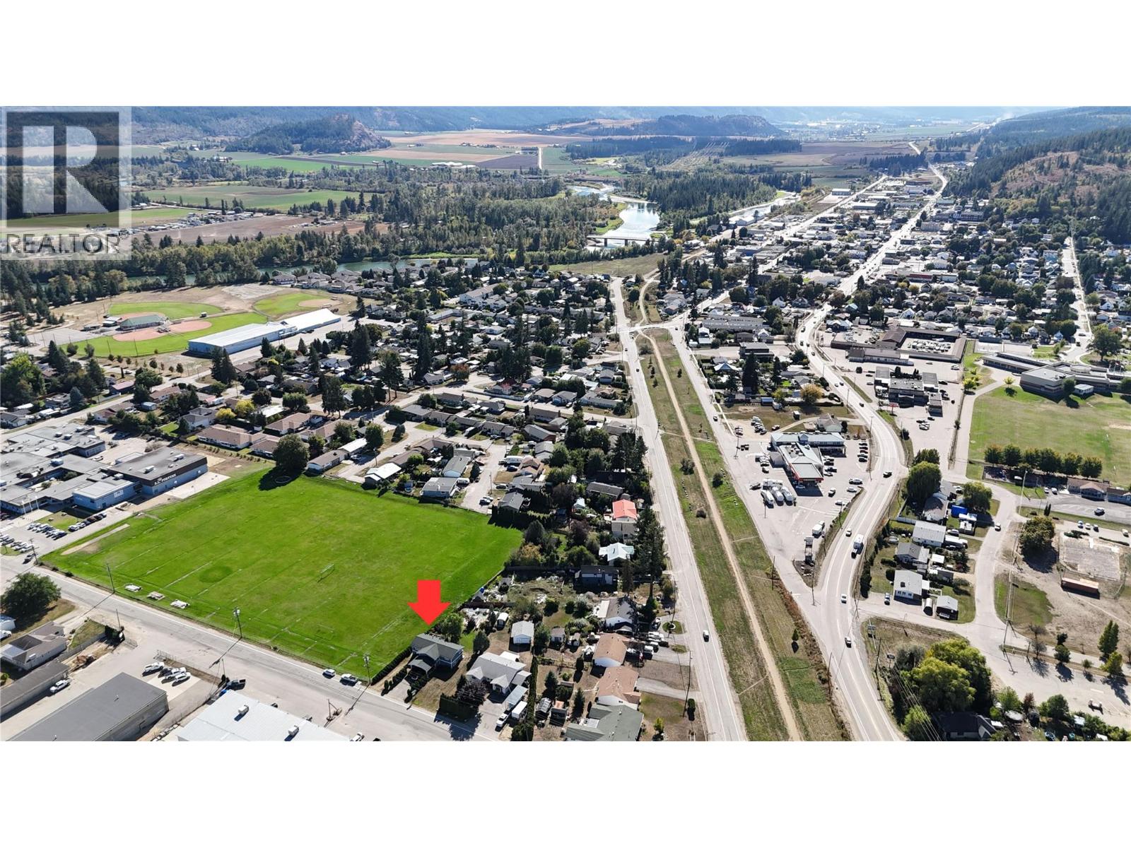 700 Bass Avenue, Enderby, British Columbia  V4Y 4B4 - Photo 61 - 10380504