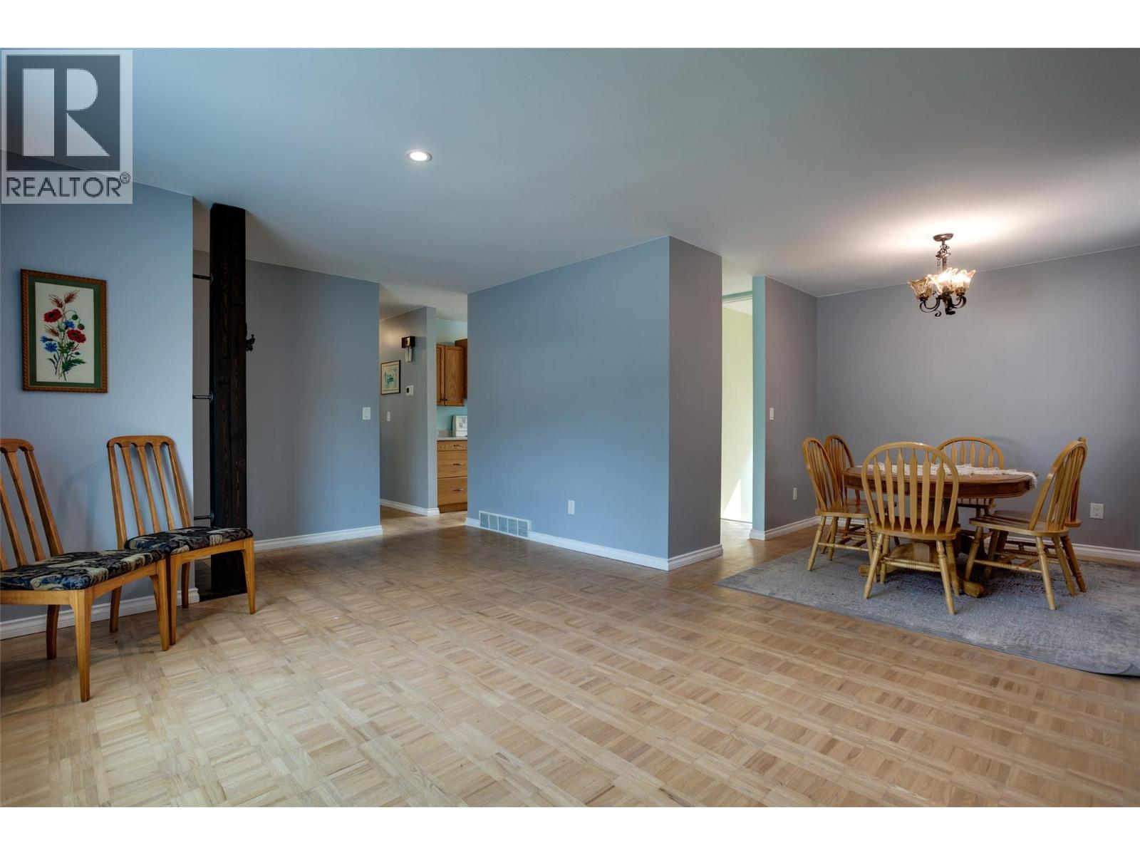1257 Rio Drive, Kelowna, British Columbia  V1V 1E2 - Photo 10 - 10380146