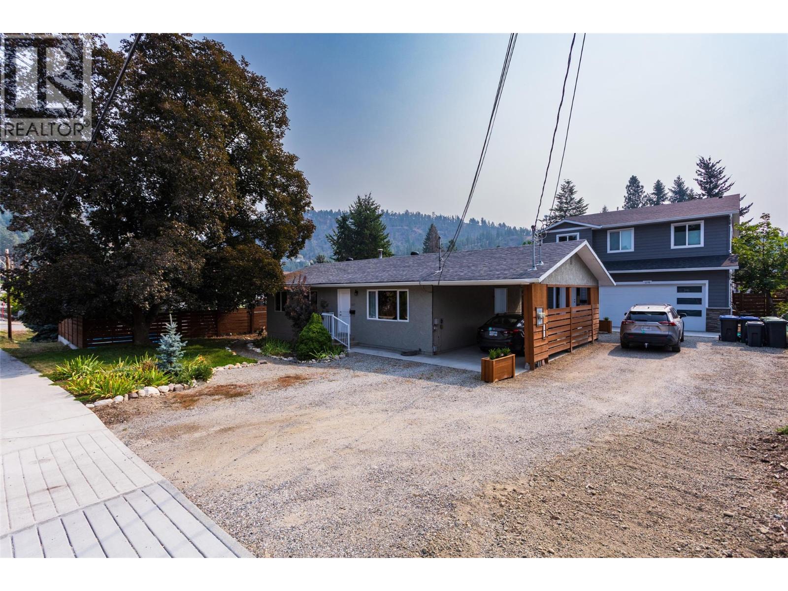 1257 Rio Drive, Kelowna, British Columbia  V1V 1E2 - Photo 2 - 10380146