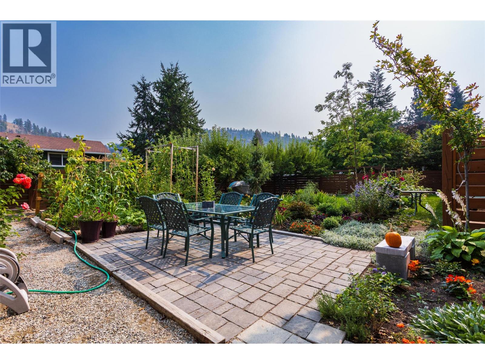 1257 Rio Drive, Kelowna, British Columbia  V1V 1E2 - Photo 24 - 10380146