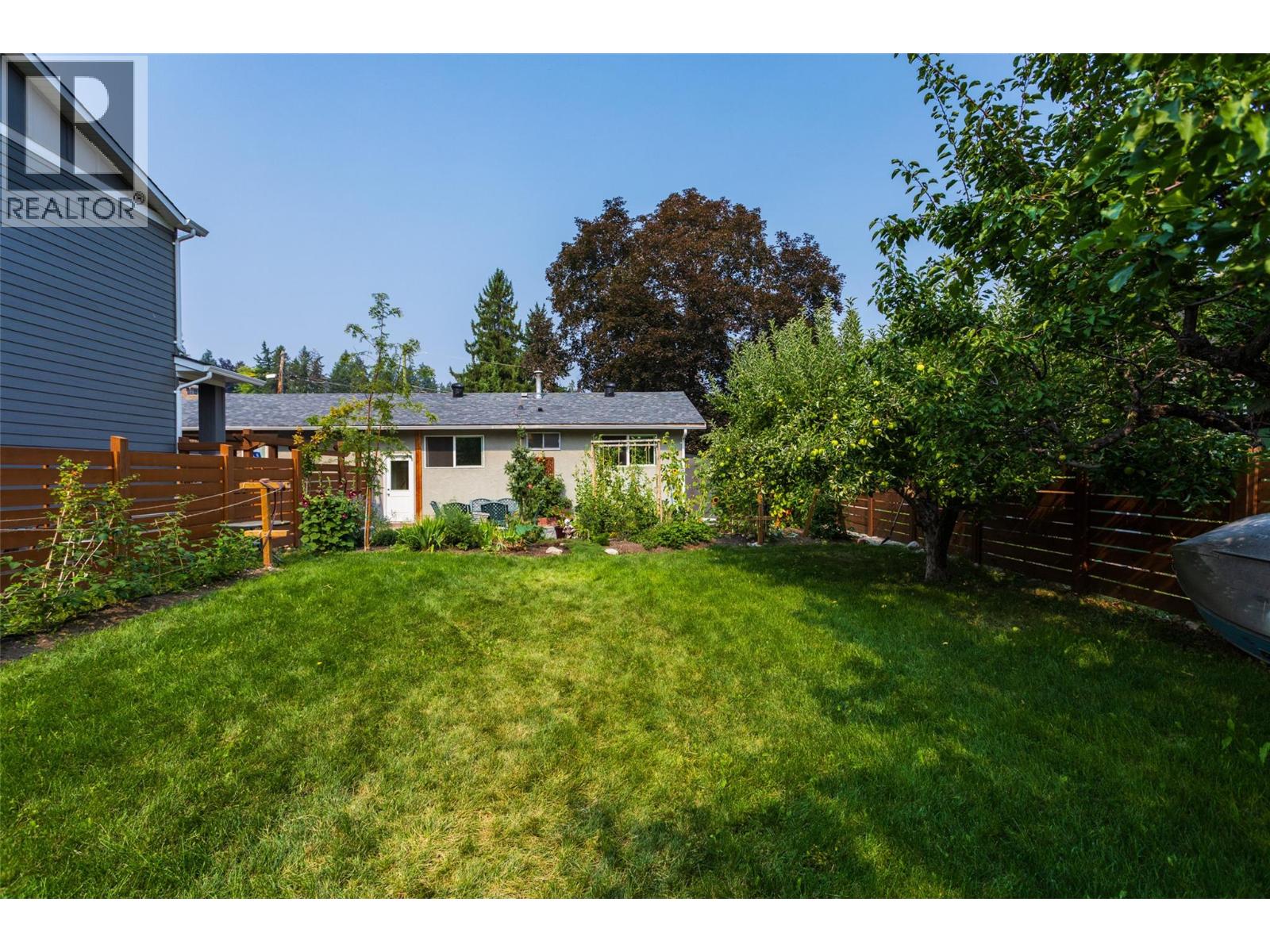1257 Rio Drive, Kelowna, British Columbia  V1V 1E2 - Photo 28 - 10380146