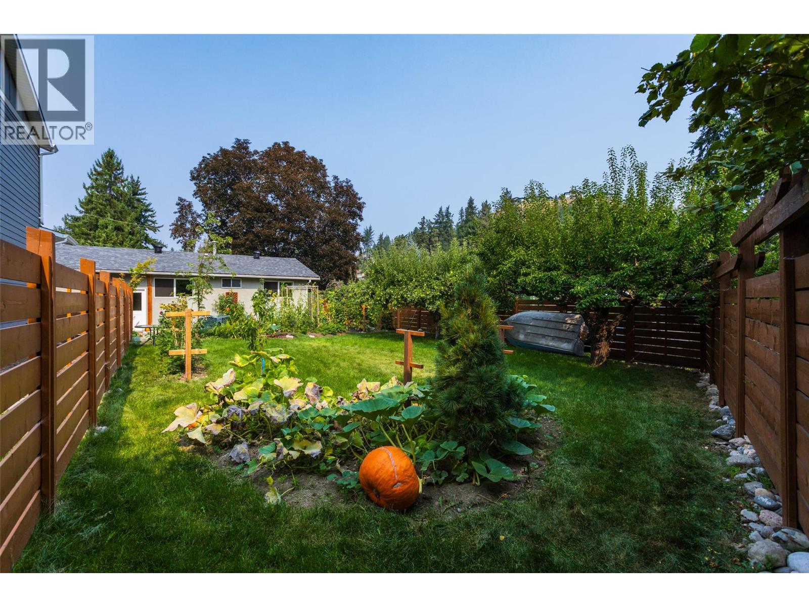 1257 Rio Drive, Kelowna, British Columbia  V1V 1E2 - Photo 29 - 10380146