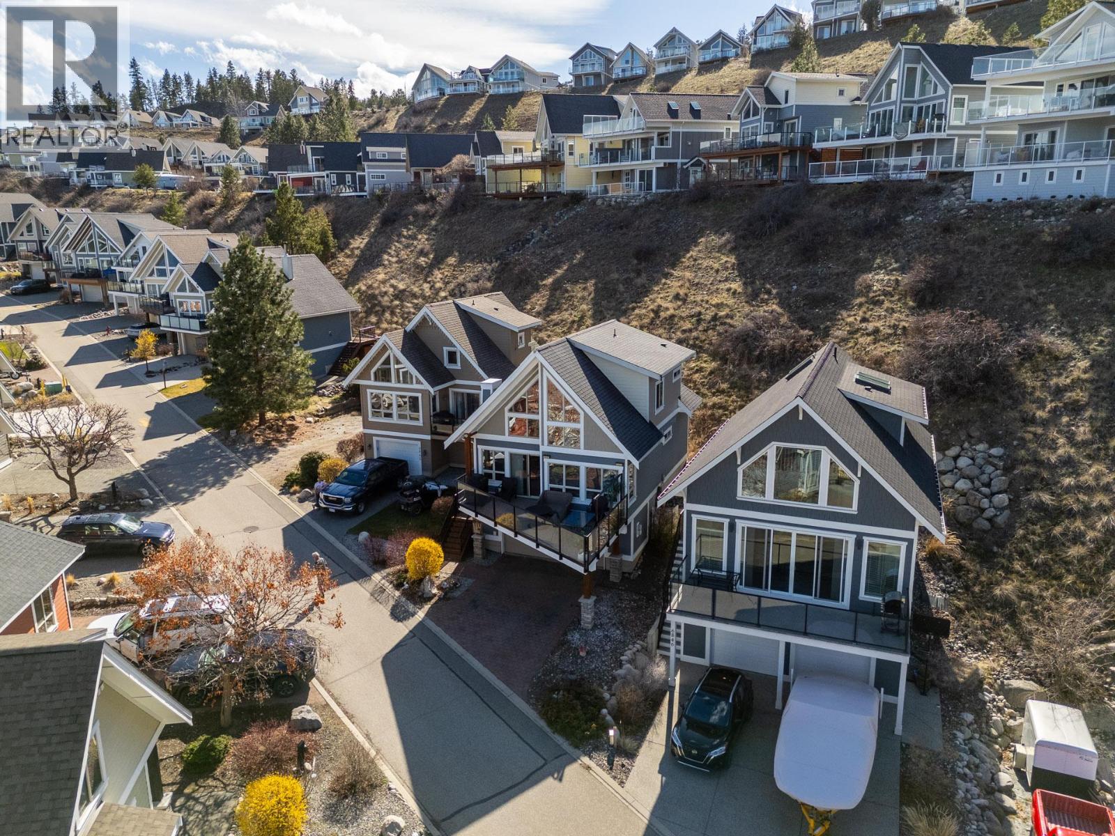 6844 Santiago Loop, Kelowna, British Columbia  V1Z 3R8 - Photo 4 - 10380514