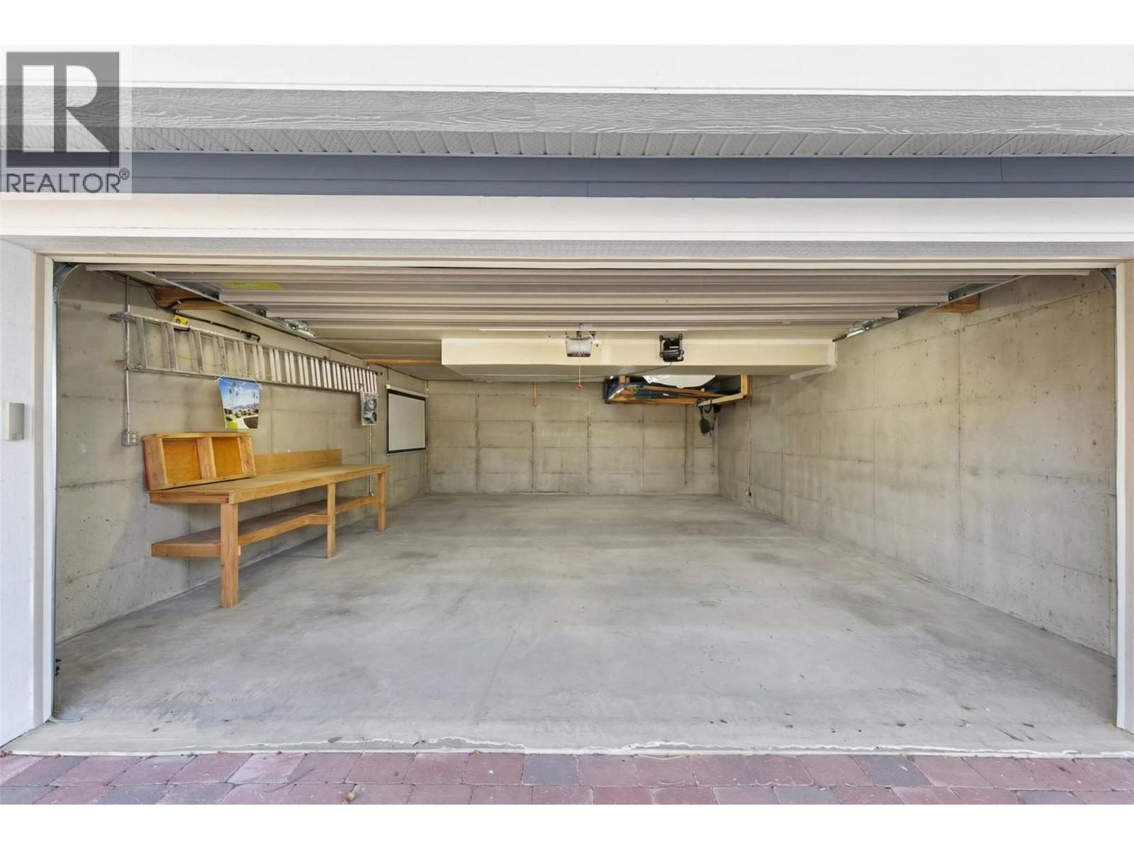 6844 Santiago Loop, Kelowna, British Columbia  V1Z 3R8 - Photo 41 - 10380514