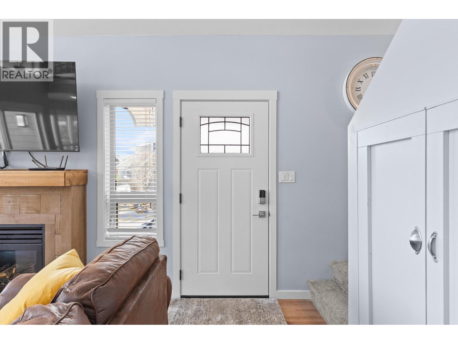 6844 Santiago Loop, Kelowna, British Columbia  V1Z 3R8 - Photo 5 - 10380514