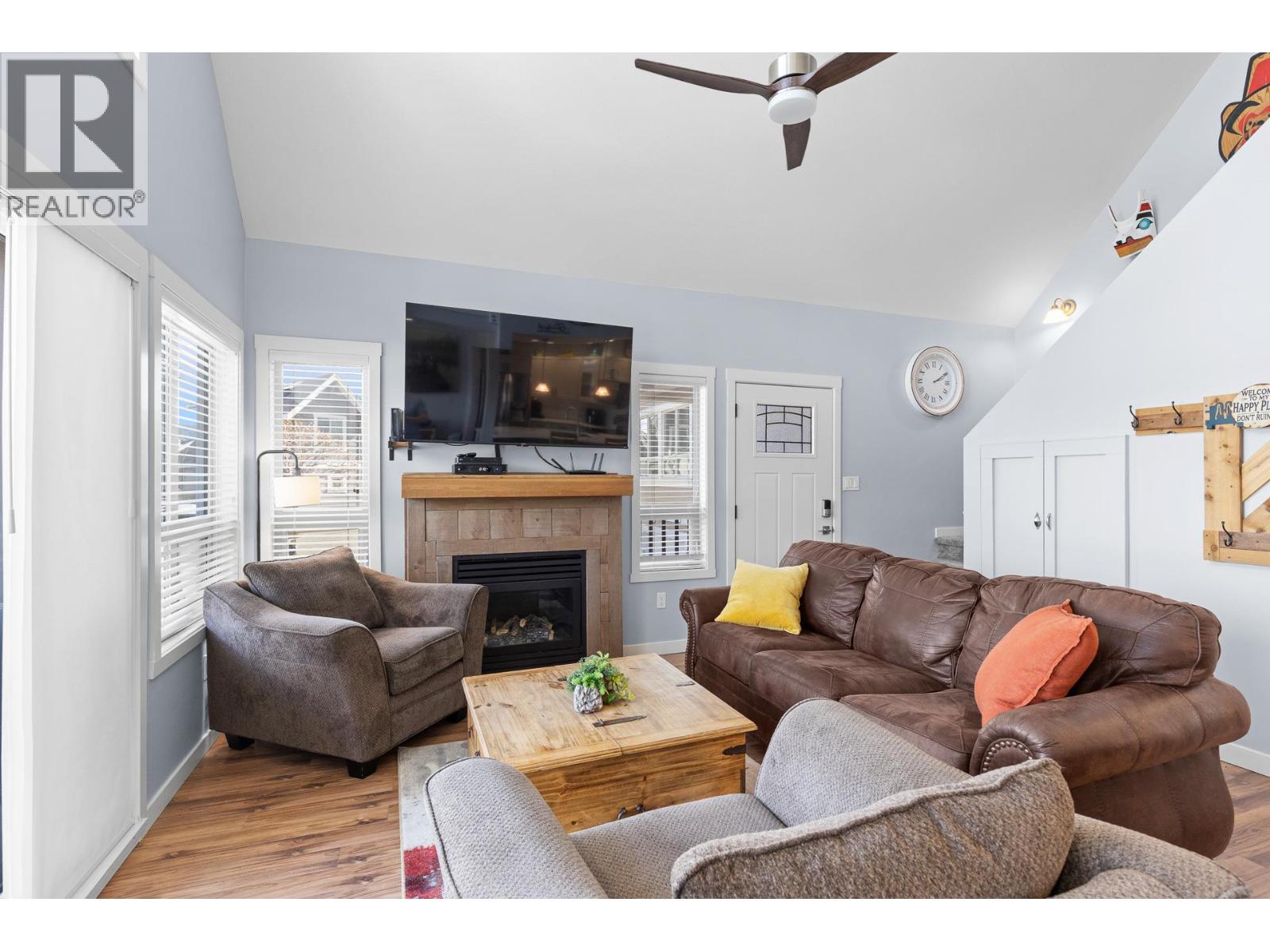 6844 Santiago Loop, Kelowna, British Columbia  V1Z 3R8 - Photo 6 - 10380514