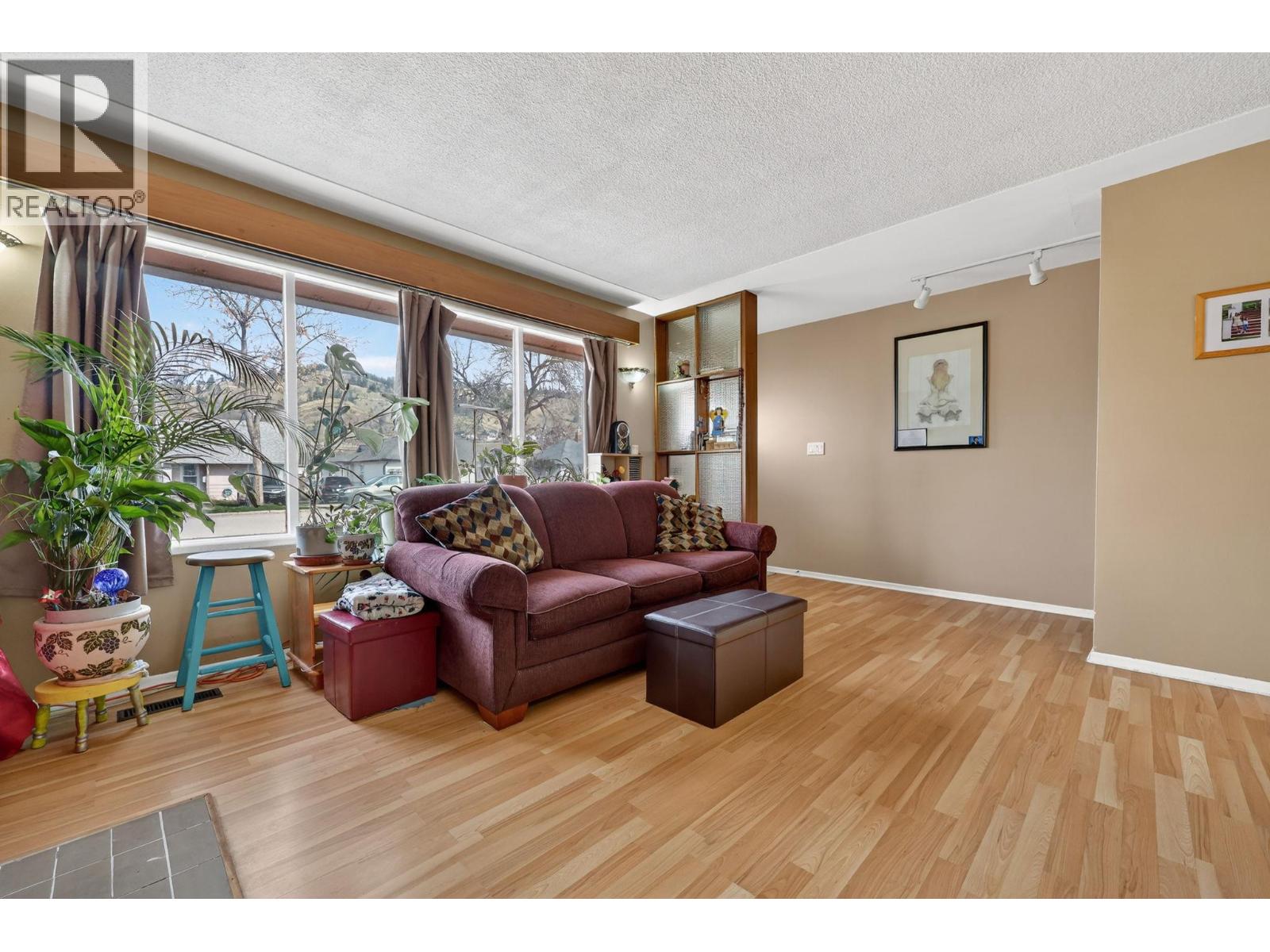 651 Bay Avenue, Kelowna, British Columbia  V1Y 7J8 - Photo 5 - 10380351