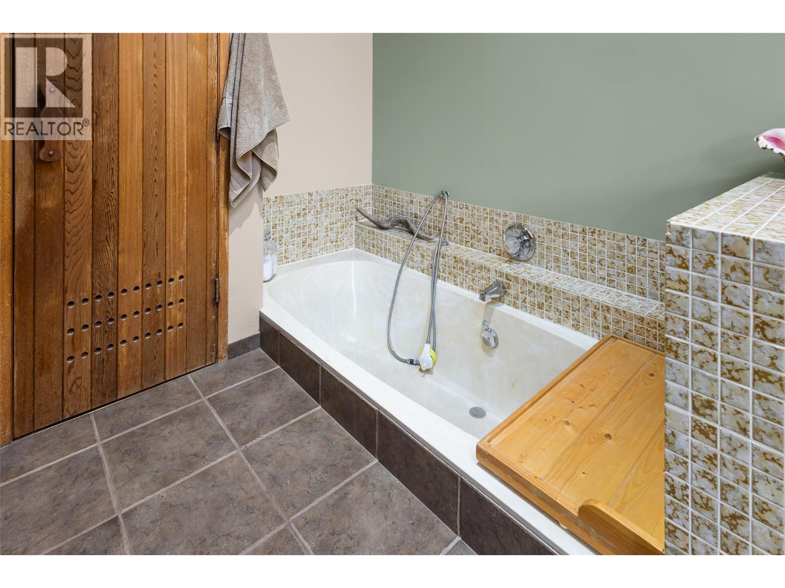 3131 Elliott Road, West Kelowna, British Columbia  V4T 1M7 - Photo 43 - 10376218