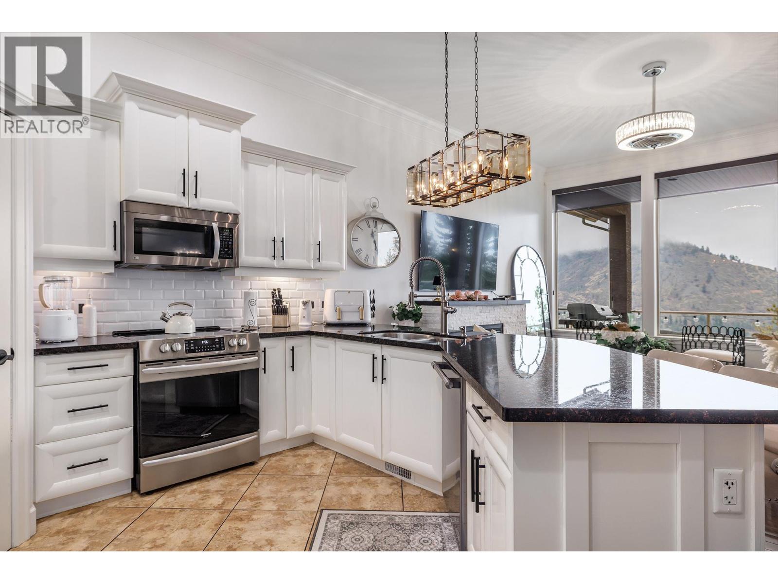 1969 Cornerstone Drive, West Kelowna, British Columbia  V4T 2Y3 - Photo 13 - 10380768