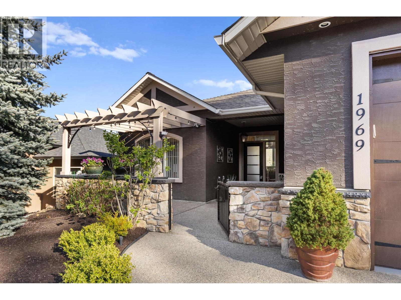 1969 Cornerstone Drive, West Kelowna, British Columbia  V4T 2Y3 - Photo 39 - 10380768