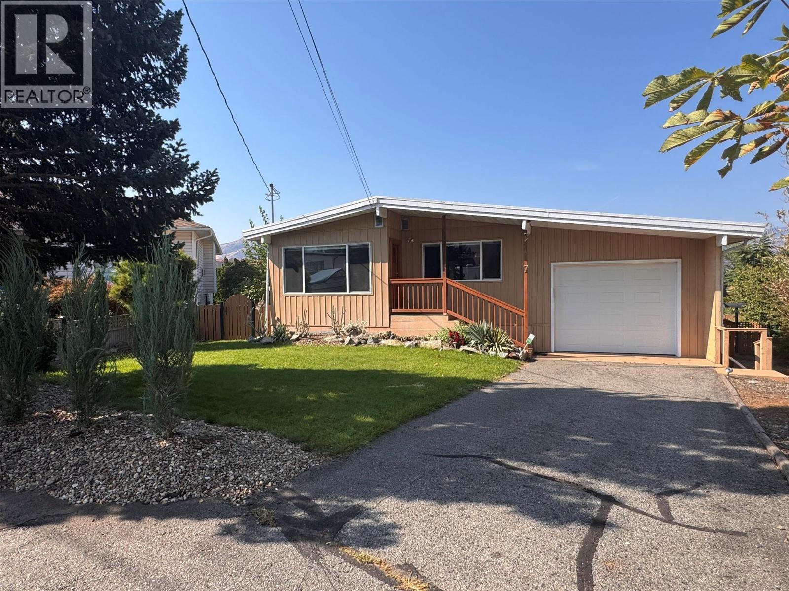 7 Birch Court, Osoyoos, British Columbia  V0H 1V3 - Photo 2 - 10380687