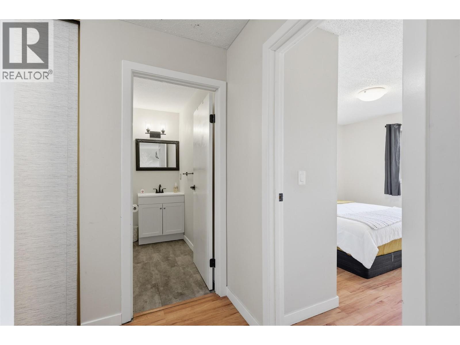 1810 Summit Drive Unit# 15, Kamloops, British Columbia  V2E 2C7 - Photo 11 - 10380641