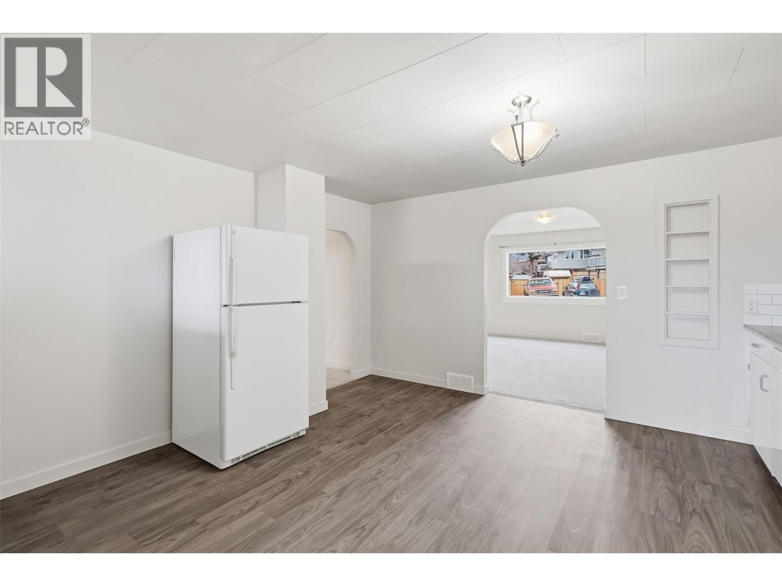 133 Cedar Street, Kamloops, British Columbia  V2B 1G2 - Photo 4 - 10380811