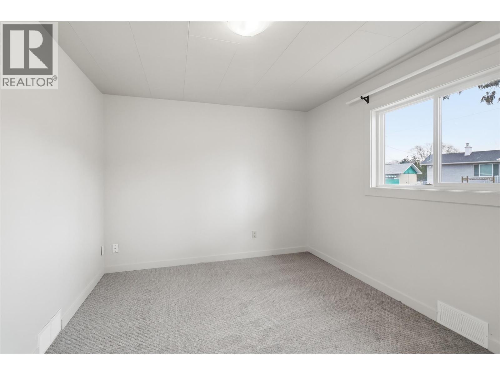 133 Cedar Street, Kamloops, British Columbia  V2B 1G2 - Photo 8 - 10380811
