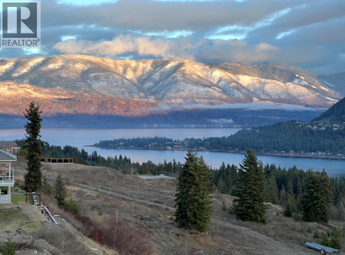 2518 Highlands Drive, blind bay, British Columbia