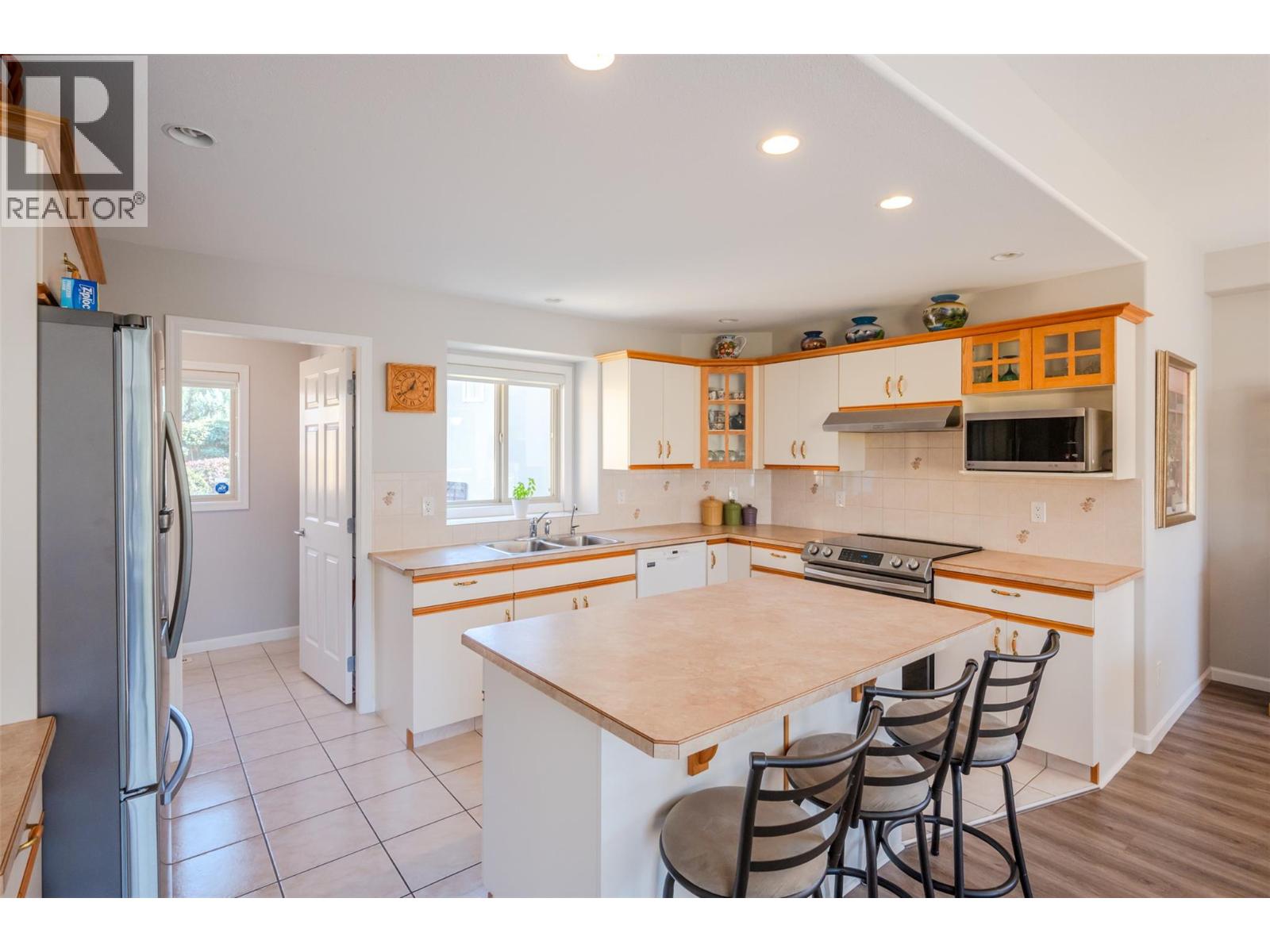 3604 Lobelia Drive, Osoyoos, British Columbia  V0H 1V1 - Photo 10 - 10380695