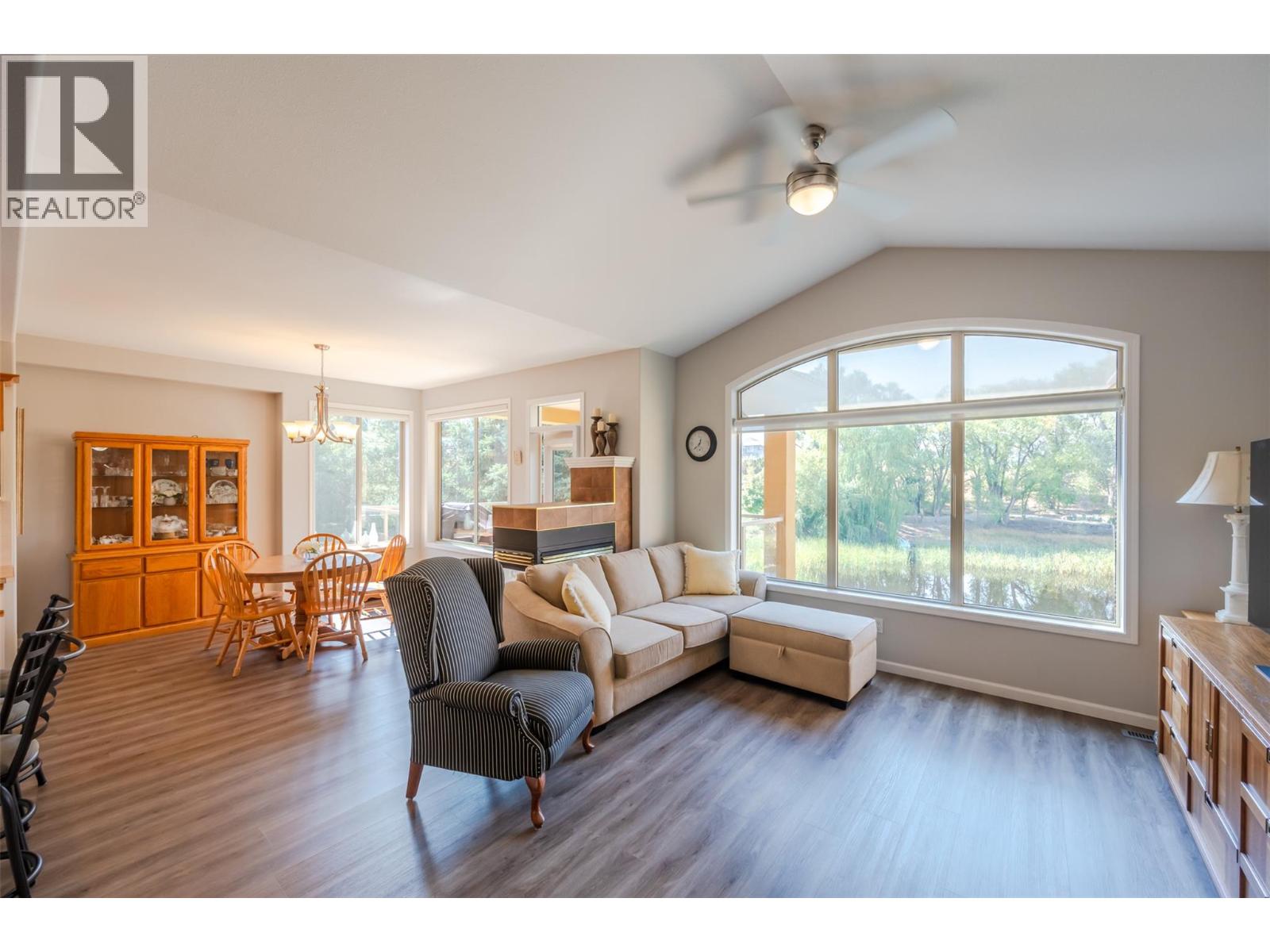 3604 Lobelia Drive, Osoyoos, British Columbia  V0H 1V1 - Photo 4 - 10380695