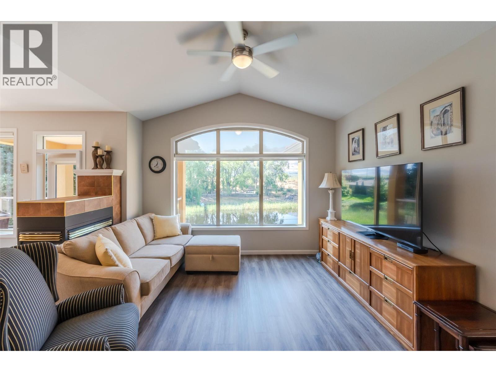 3604 Lobelia Drive, Osoyoos, British Columbia  V0H 1V1 - Photo 5 - 10380695