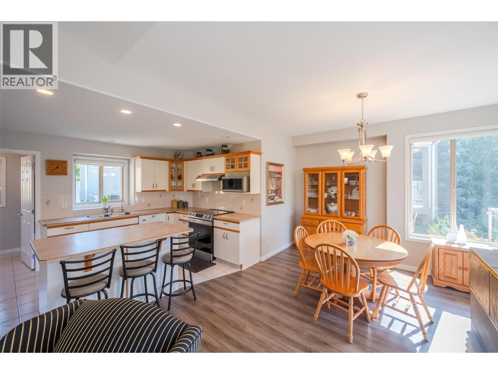 3604 Lobelia Drive, Osoyoos, British Columbia  V0H 1V1 - Photo 9 - 10380695