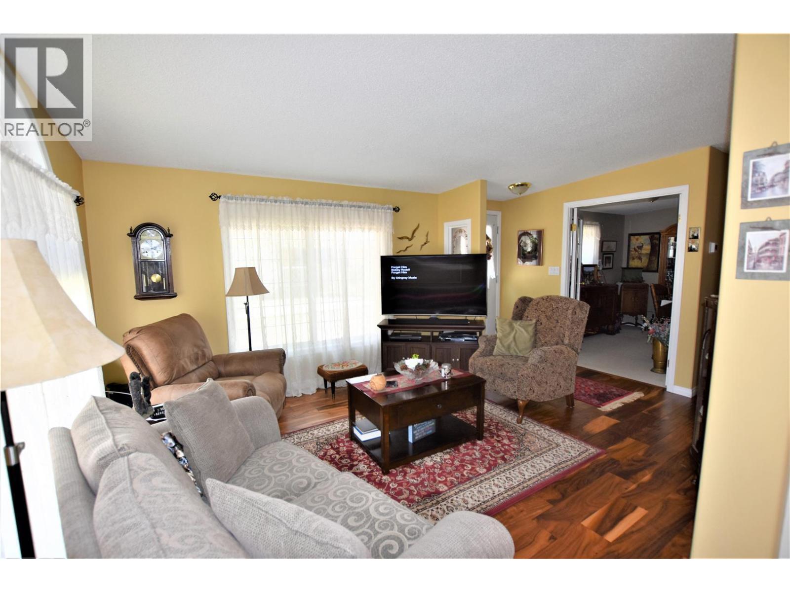 223 Cougar Street, Vernon, British Columbia  V1H 2A1 - Photo 7 - 10380855