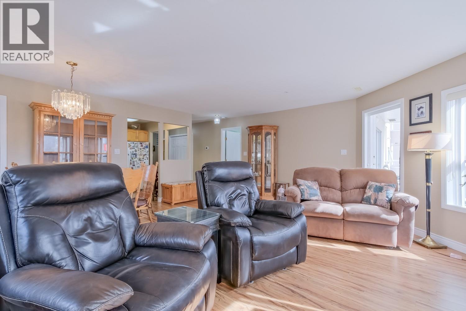 2245 Atkinson Street Unit# 202, Penticton, British Columbia  V2A 8R7 - Photo 3 - 10380840