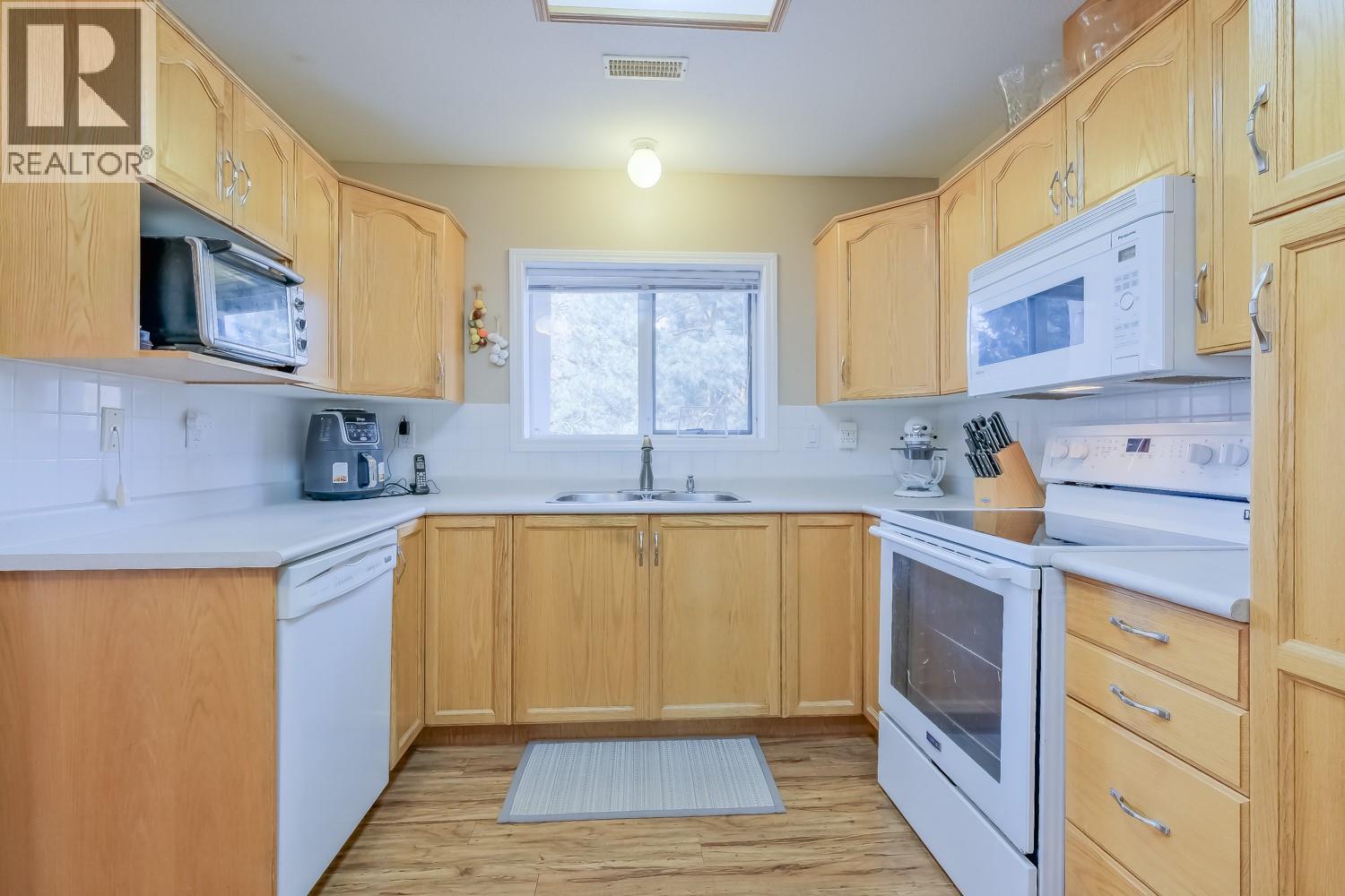 2245 Atkinson Street Unit# 202, Penticton, British Columbia  V2A 8R7 - Photo 8 - 10380840