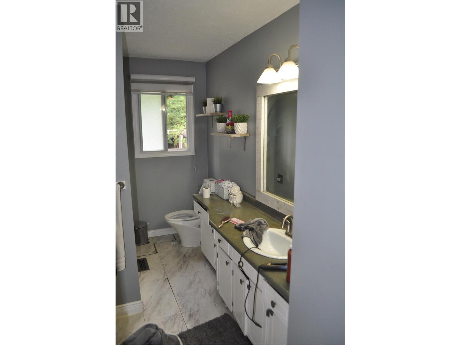 663 Clifton Avenue, Kelowna, British Columbia  V1V 1A7 - Photo 4 - 10380120