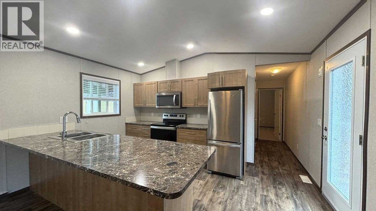891 MONTE VISTA Drive Unit# 8, rossland, British Columbia
