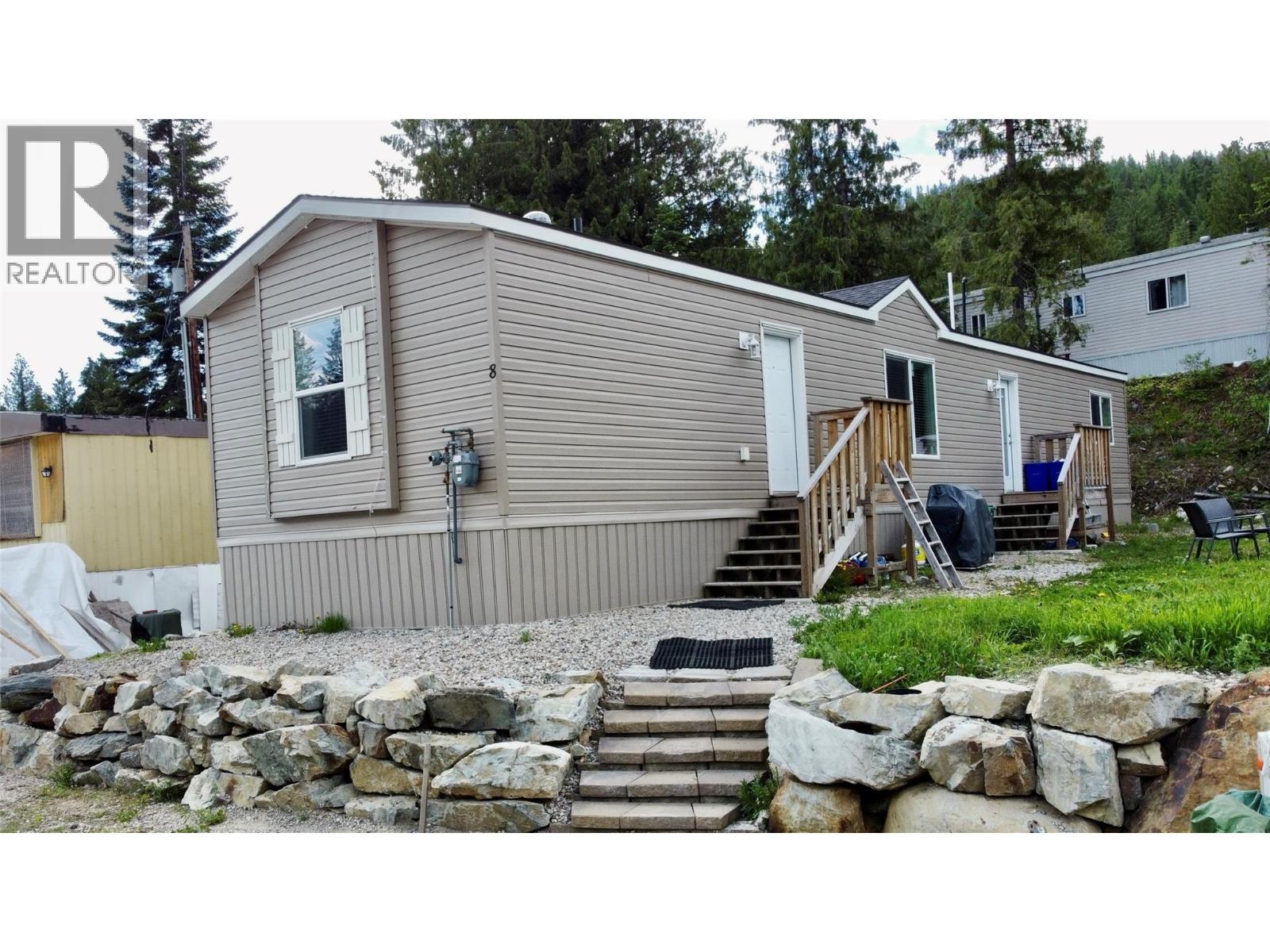 891 Monte Vista Drive Unit# 8, Rossland, British Columbia  V0G 1Y0 - Photo 7 - 10380864