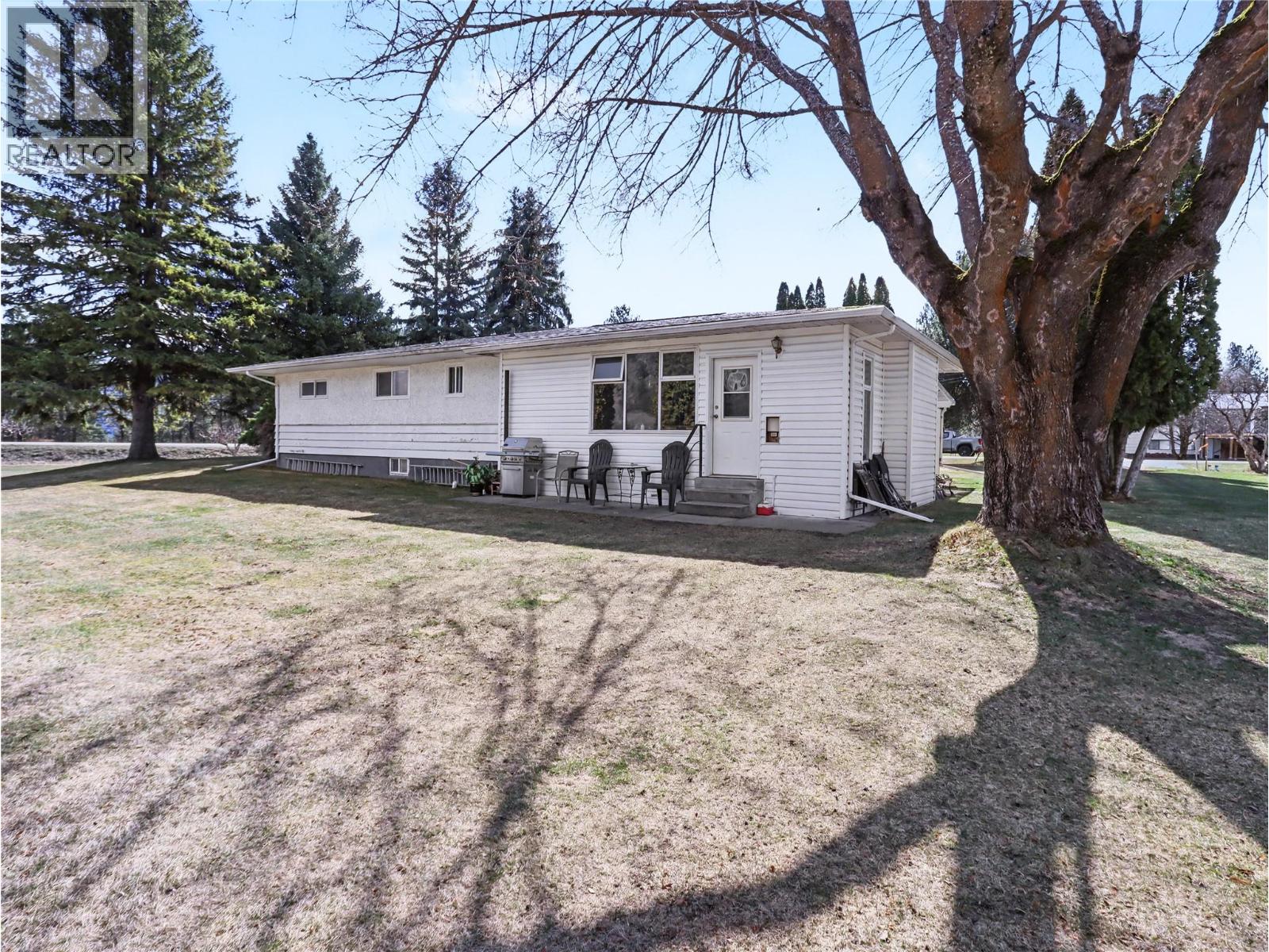 4065 Canning Road, Grand Forks, British Columbia  V0H 1H5 - Photo 15 - 10380850