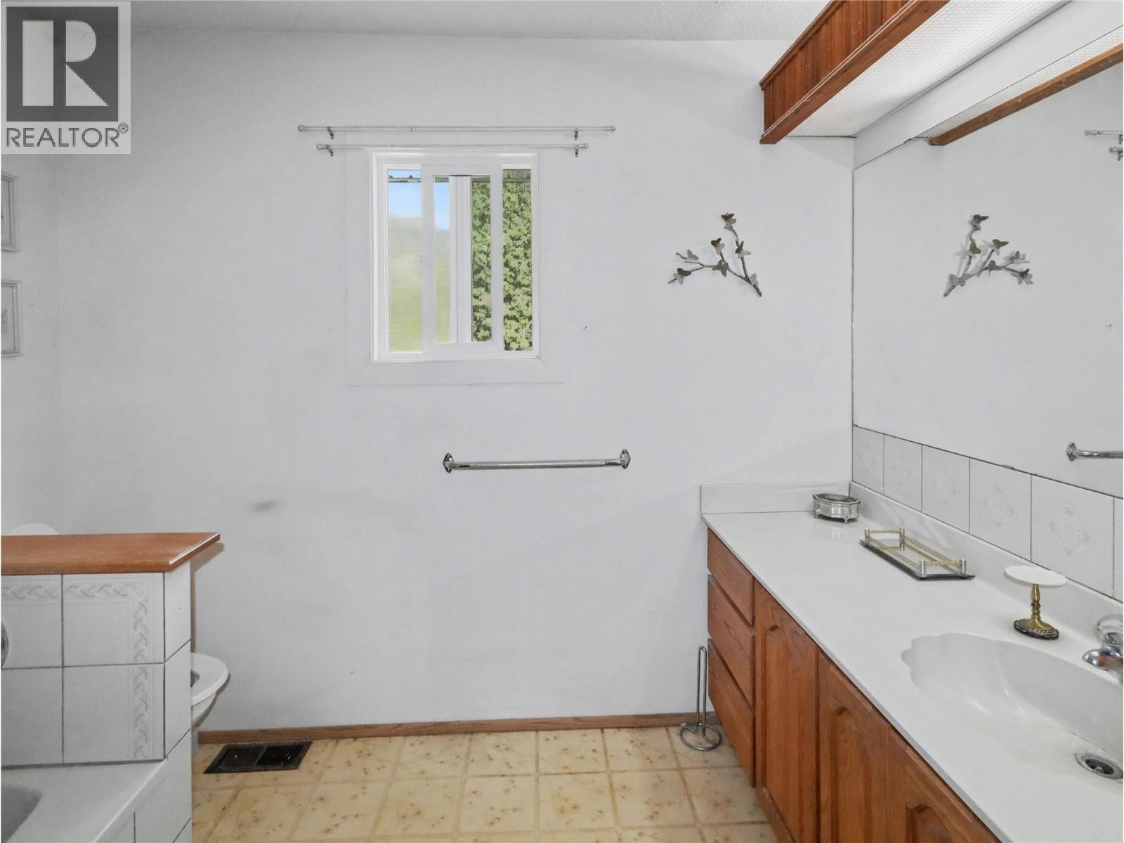 4065 Canning Road, Grand Forks, British Columbia  V0H 1H5 - Photo 24 - 10380850