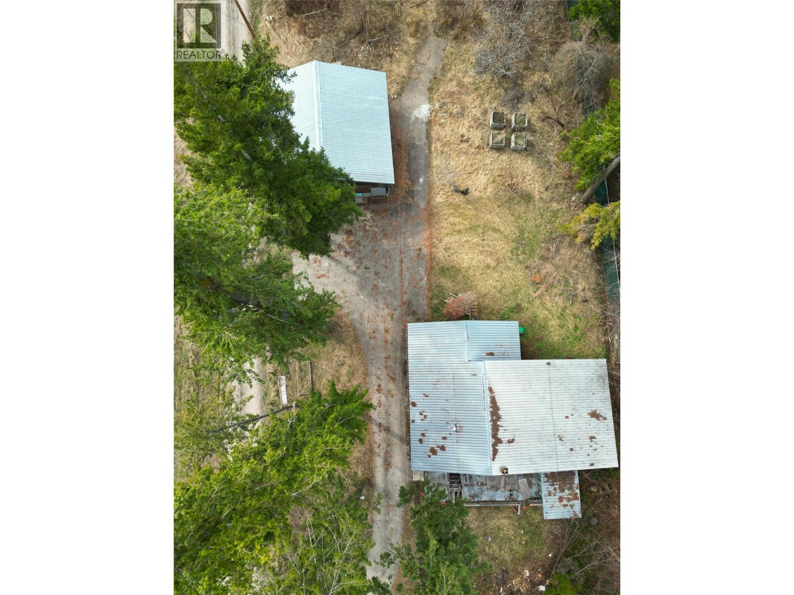 271 97 B Highway Ne, Salmon Arm, British Columbia  V1E 1X5 - Photo 12 - 10372594