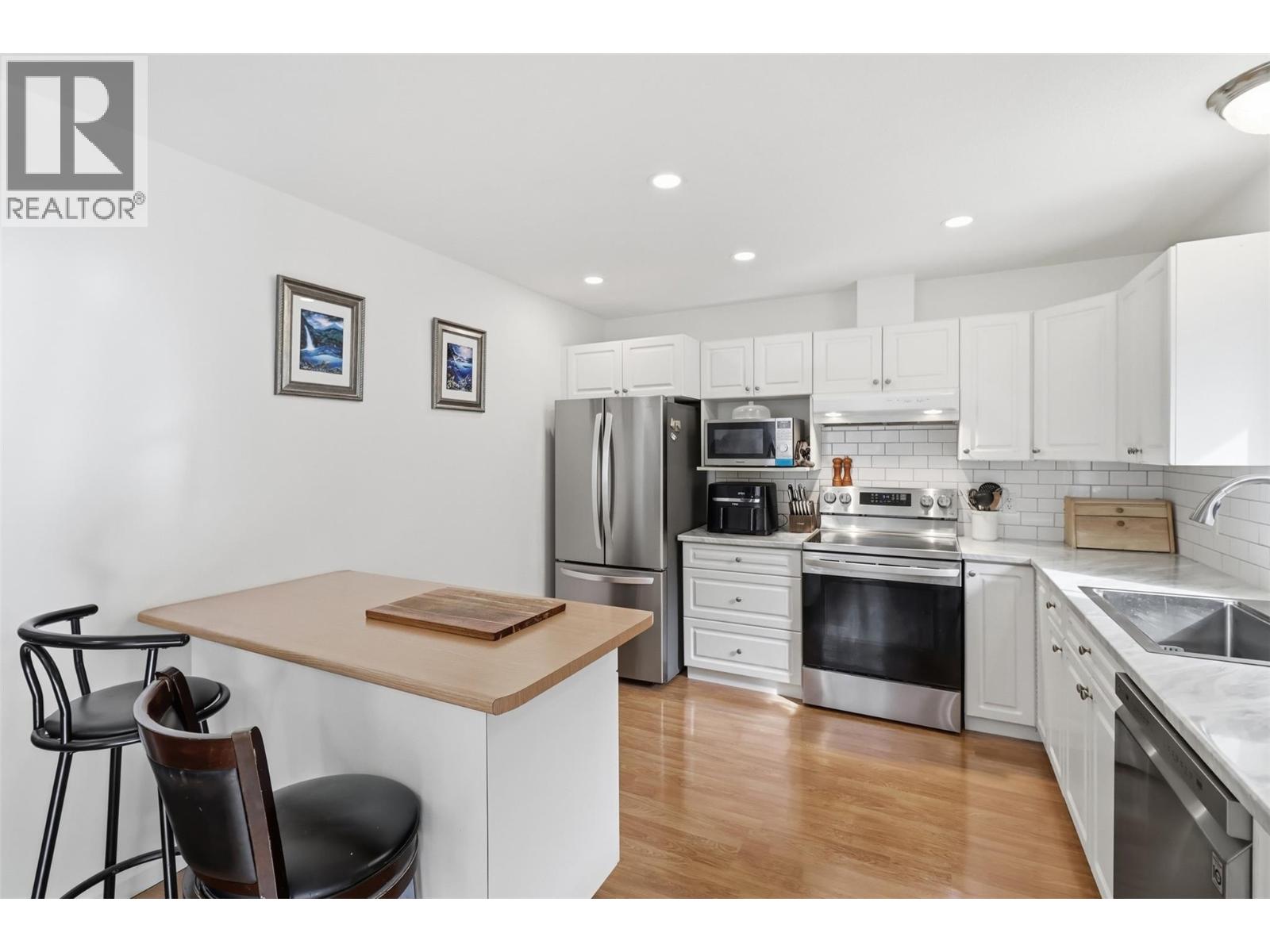 255 Pemberton Terrace Unit# 39, Kamloops, British Columbia  V2C 6R2 - Photo 3 - 10380900