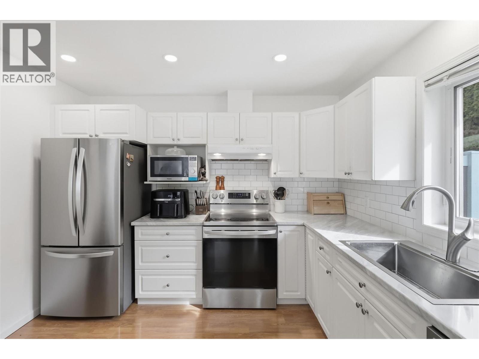 255 Pemberton Terrace Unit# 39, Kamloops, British Columbia  V2C 6R2 - Photo 4 - 10380900