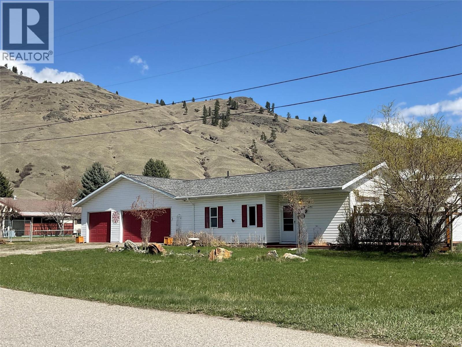 547 Eighth Avenue, midway, British Columbia