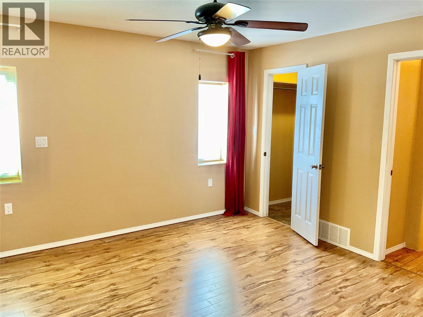 547 Eighth Avenue, Midway, British Columbia  V0H 1M0 - Photo 18 - 10380901