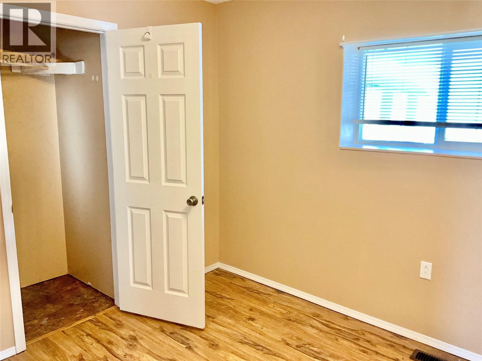 547 Eighth Avenue, Midway, British Columbia  V0H 1M0 - Photo 24 - 10380901