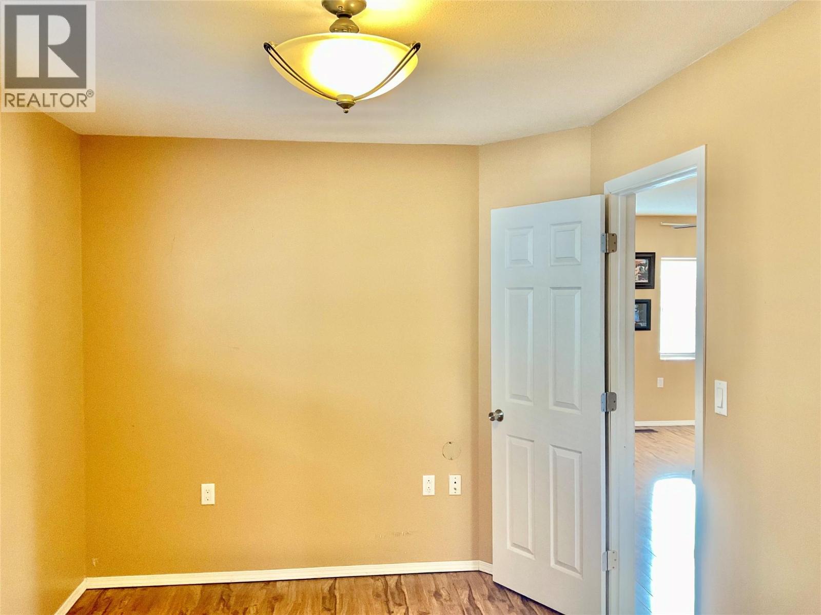 547 Eighth Avenue, Midway, British Columbia  V0H 1M0 - Photo 25 - 10380901