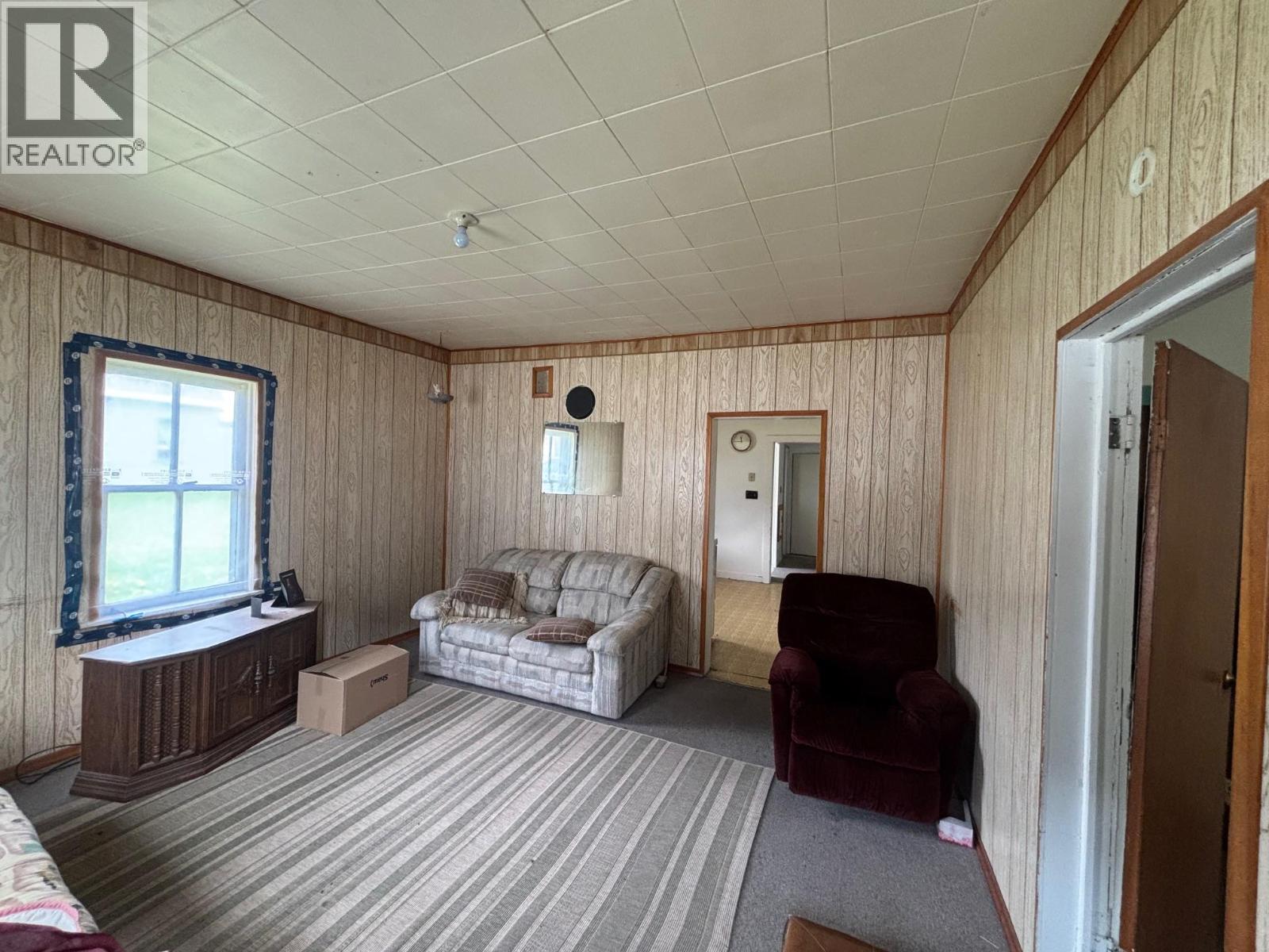 4123 3 Highway, Rock Creek, British Columbia  V0H 1Y0 - Photo 4 - 10380706
