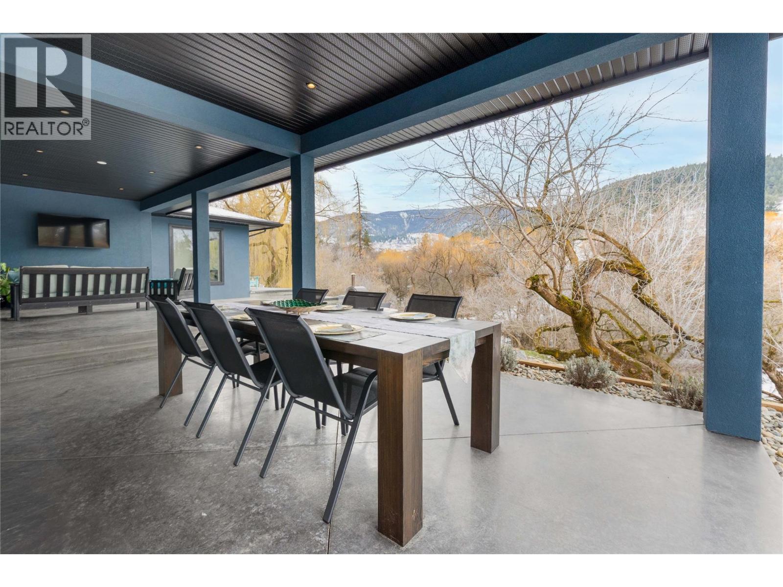 10202 Kalamalka Road, Coldstream, British Columbia  V1B 1L7 - Photo 30 - 10376482