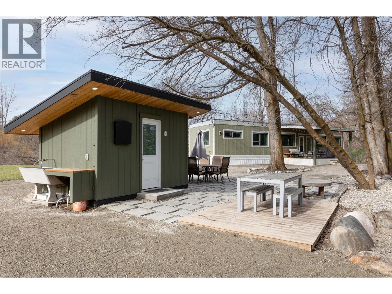 10202 Kalamalka Road, Coldstream, British Columbia  V1B 1L7 - Photo 36 - 10376482